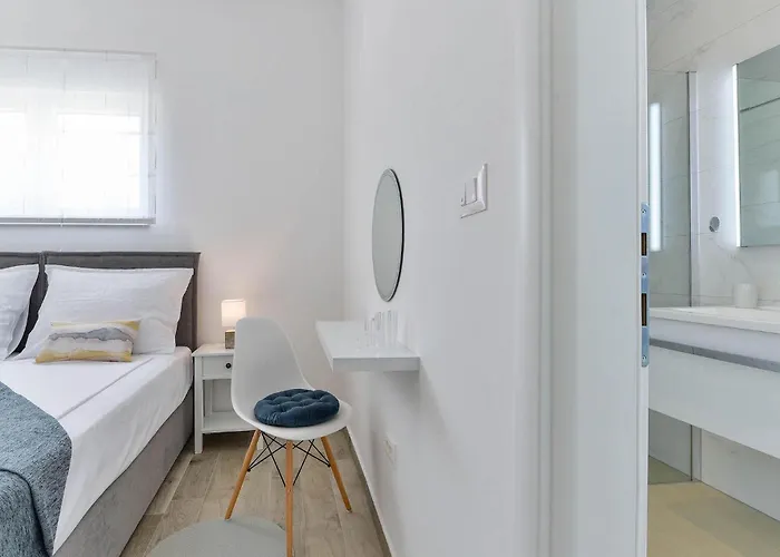 Rita Regina Nyaraló